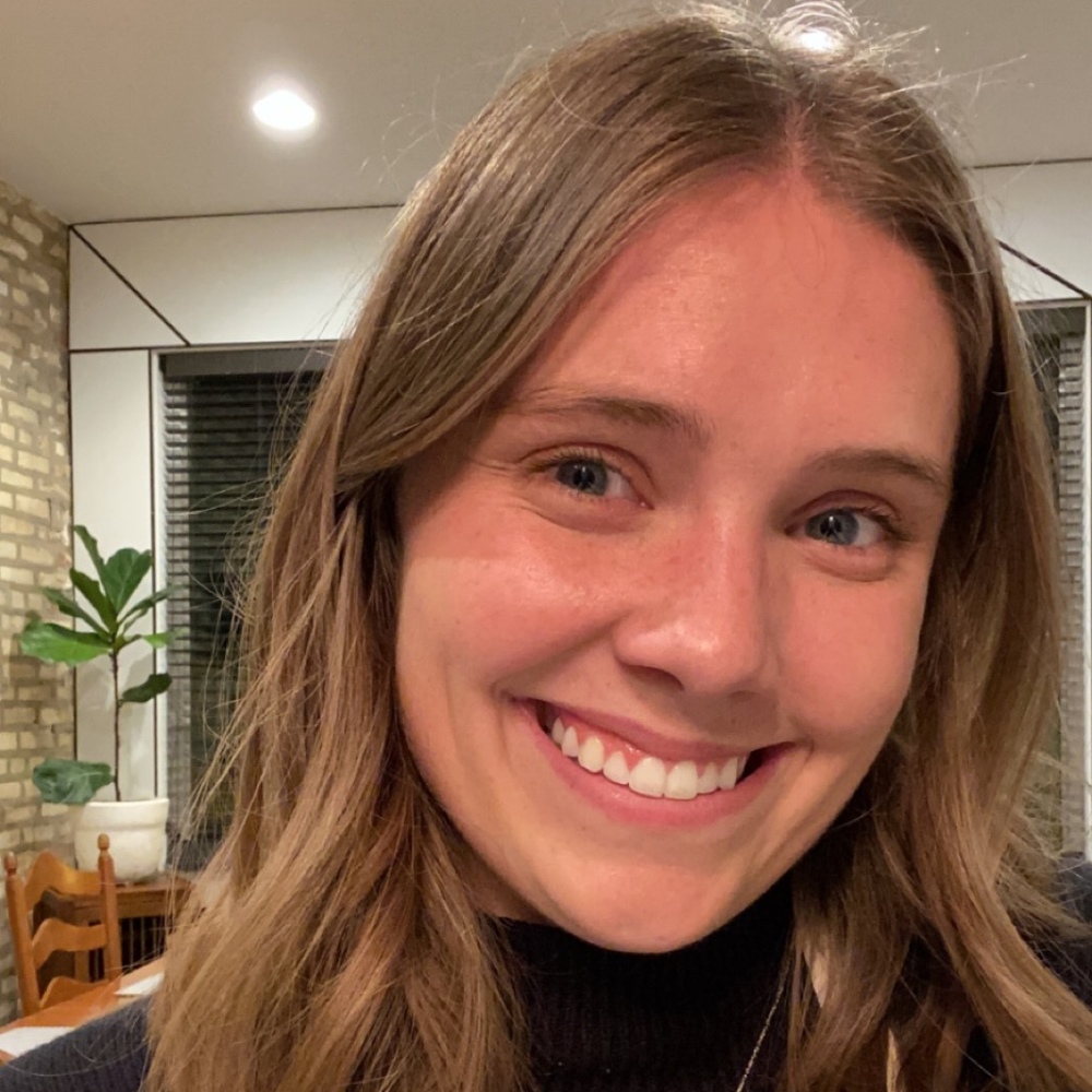 Meet your Posher, Carly
